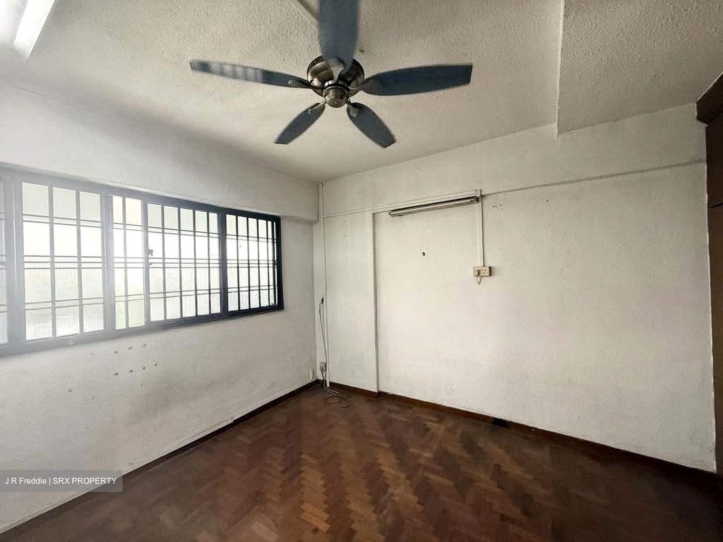 Blk 336 Jurong East Avenue 1 (Jurong East), HDB Executive #632476141